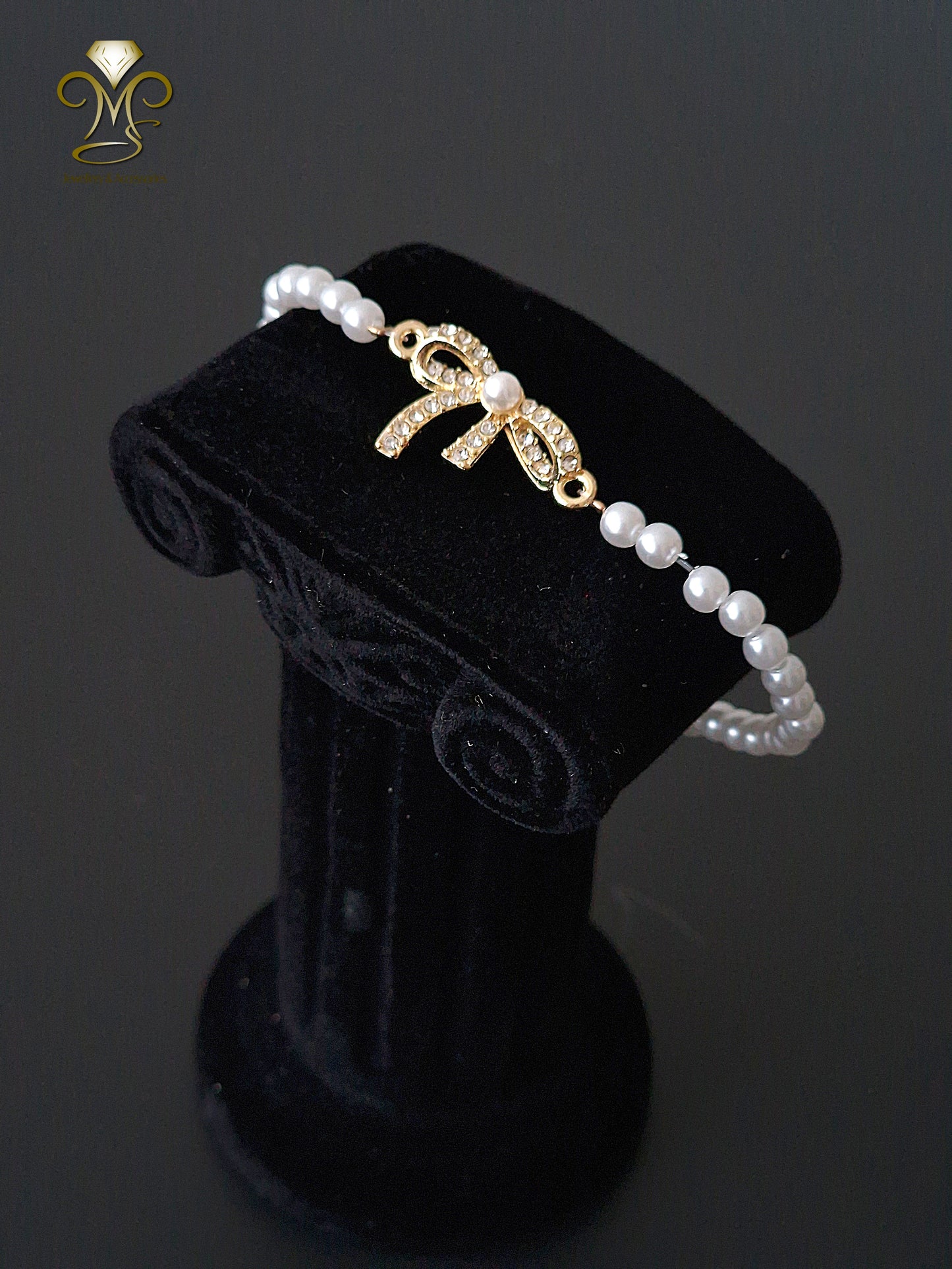 Trendy Chain and link pearly gold Bracelet