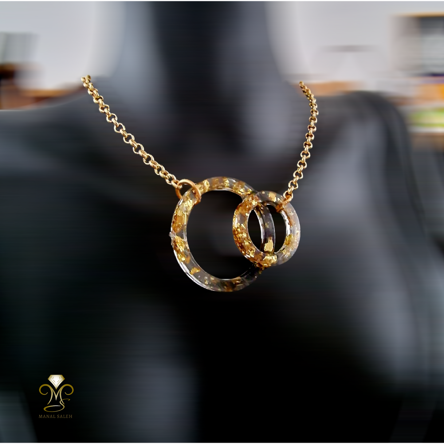 Golden night rings necklace